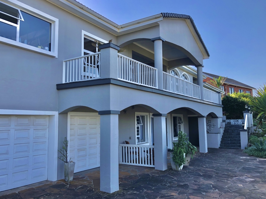 5 Bedroom Property for Sale in West Beach Eastern Cape